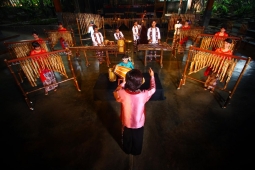 saung-angklung-udjo